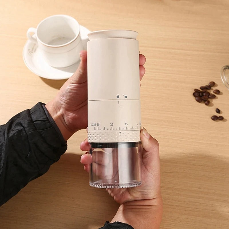 Mini Molinillo de Café Automático OEING – 38 Niveles de Molienda | Portátil, Recargable y Preciso